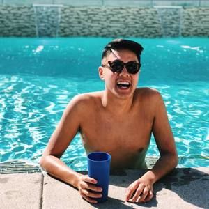 Meet your Posher, Tu